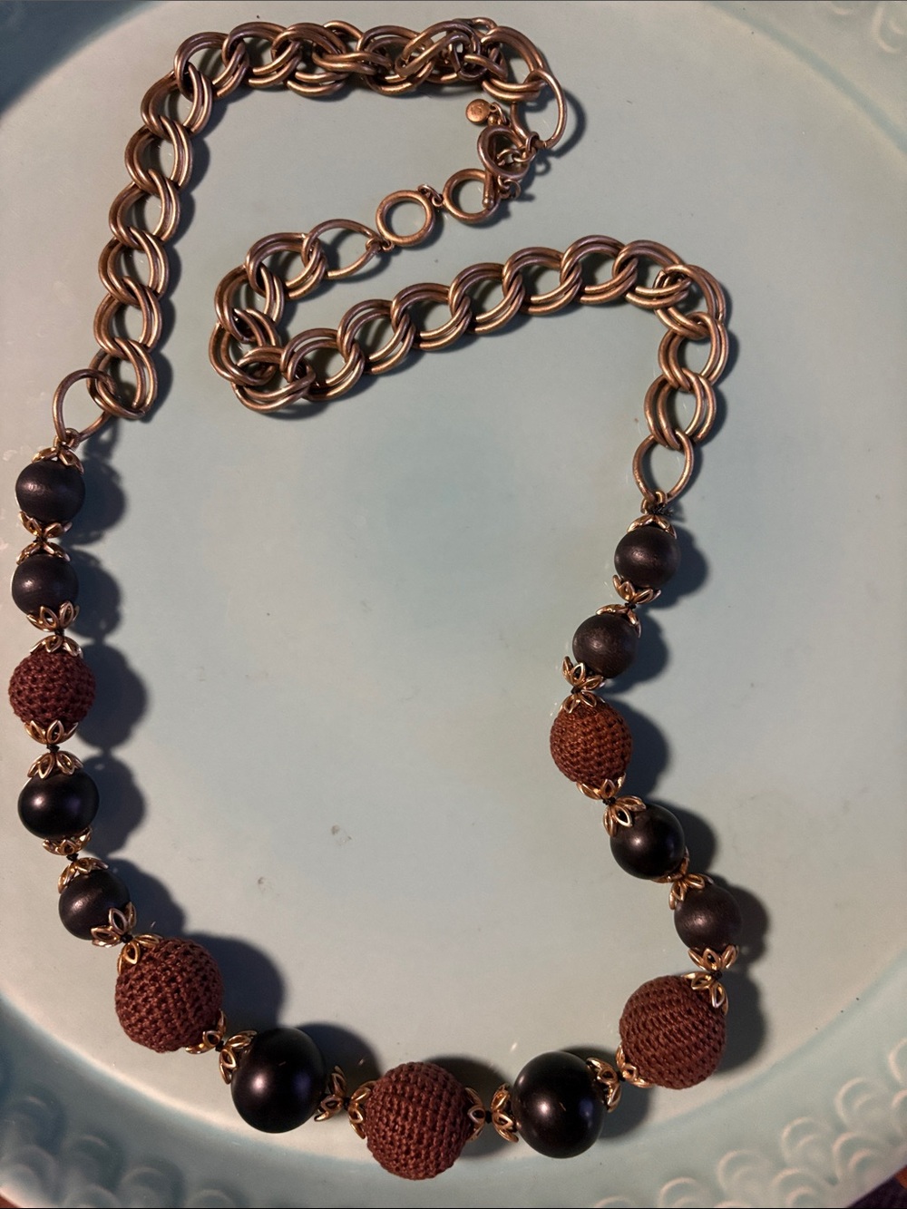 VTG Liz Claiborne Chunky Chain Crochet Bead Necklace Brown Black Gold Tone 18"